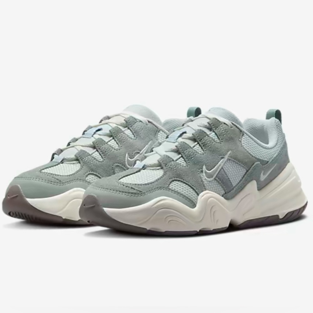 New🌿 Nike Tech Hera